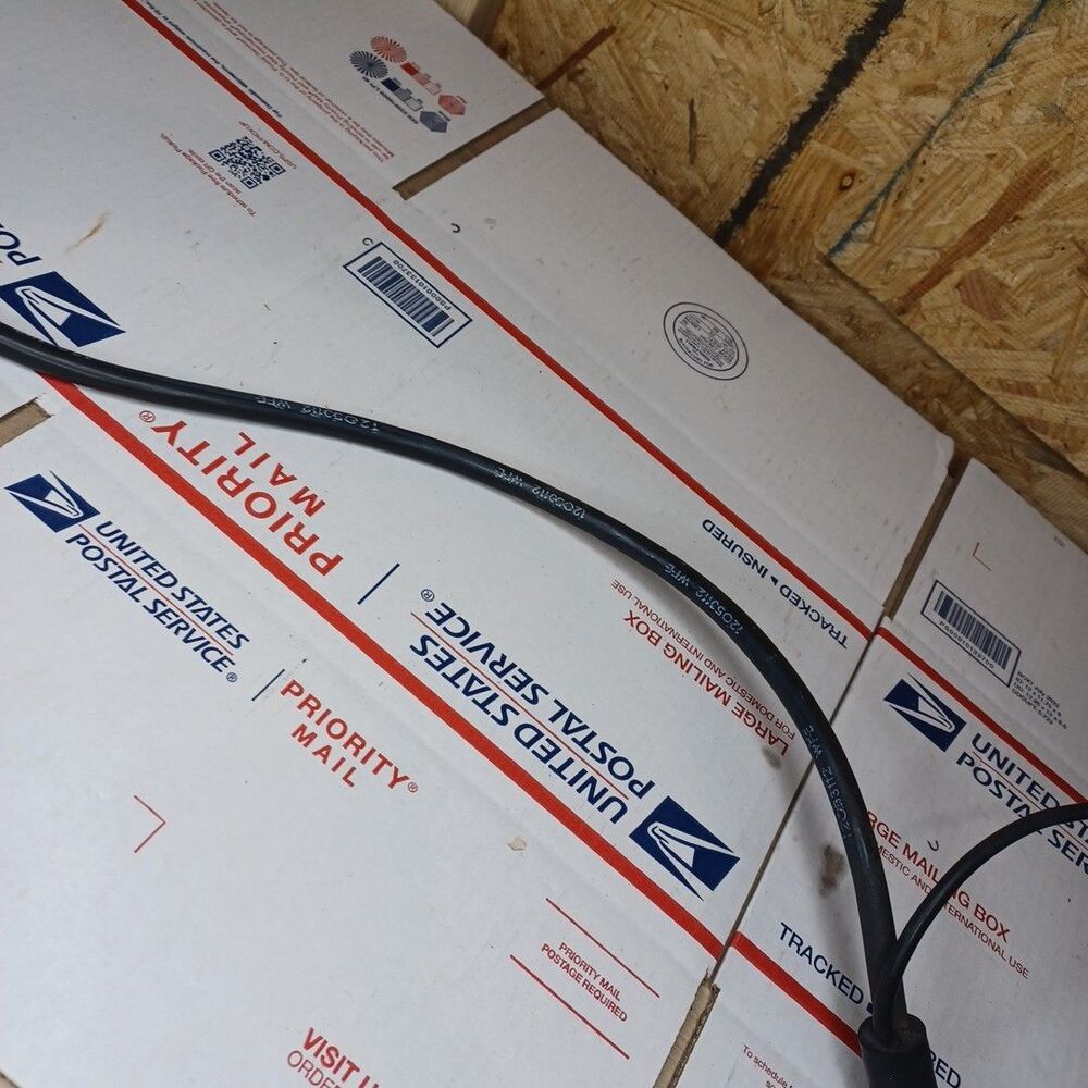 OEM 1988 - 1995 GMC CHEVROLET PICKUP TRUCK 1500 SUBURBAN NEGATIVE BATTERY CABLE - Picture 6 of 7